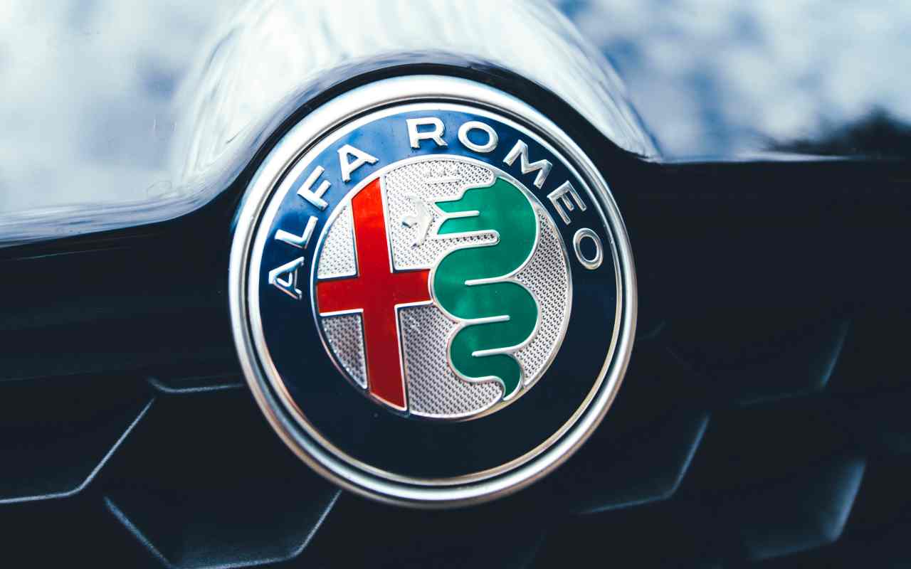 Il logo Alfa Romeo (AdobeStock)