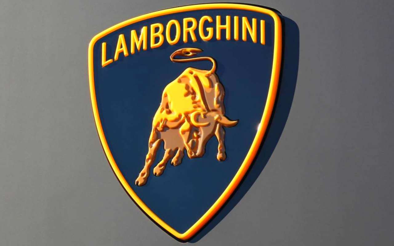 Lamborghini (Adobe Stock)