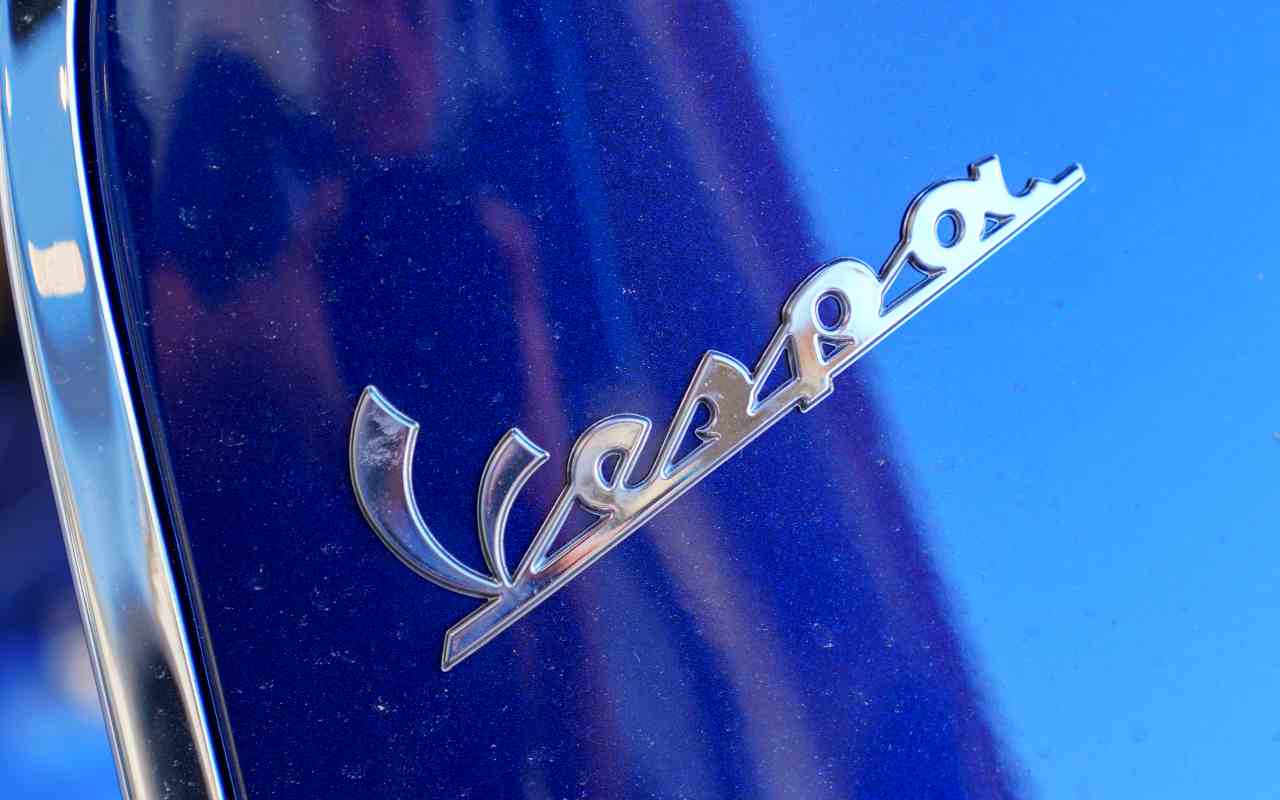 Vespa Logo (Adobe Stock)