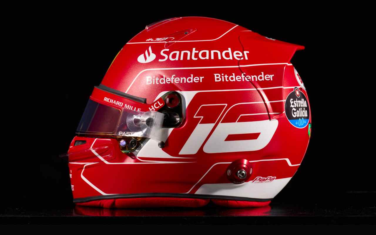 F1, casco di Leclerc (ANSA)