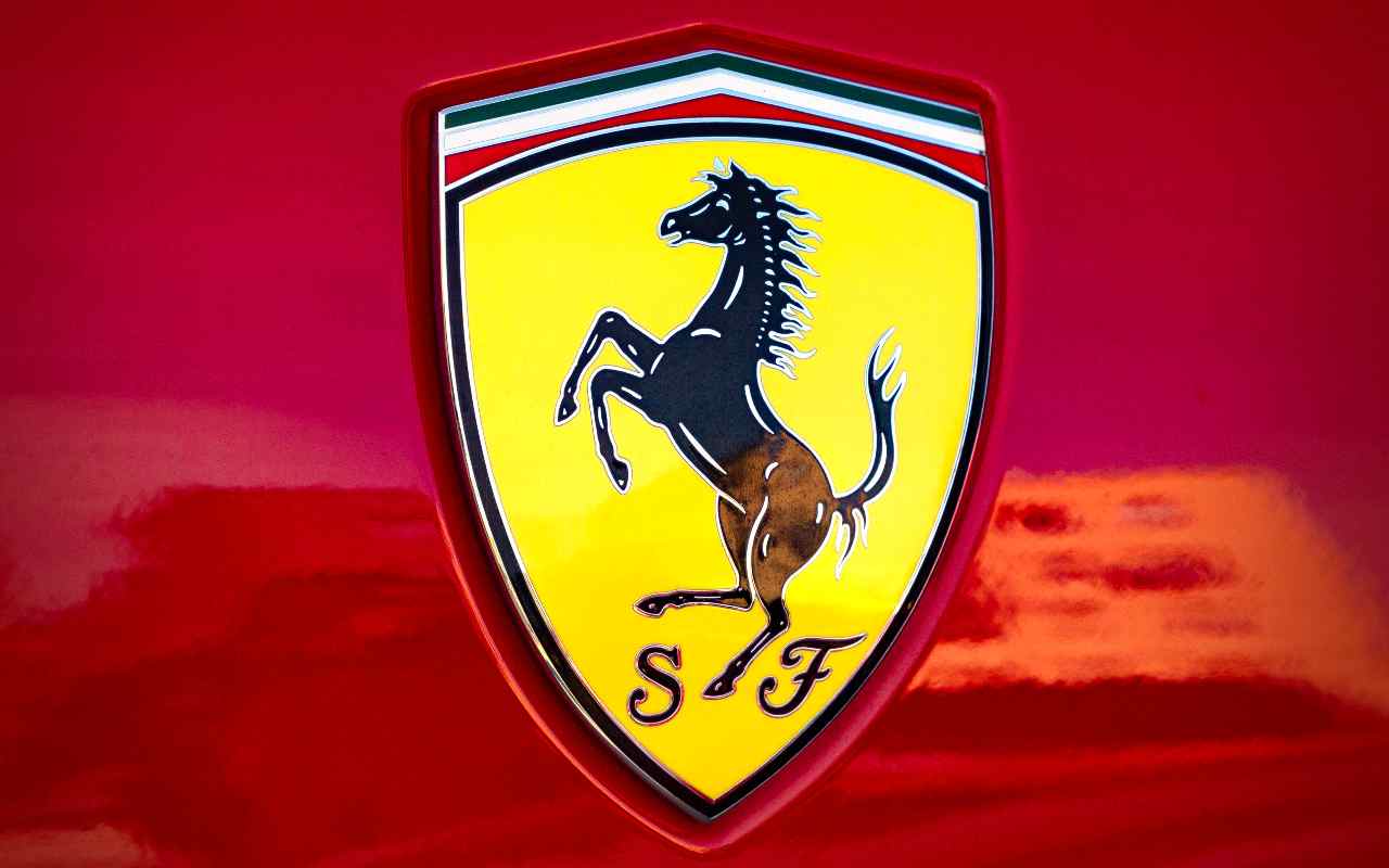 Ferrari (Adobe Stock)