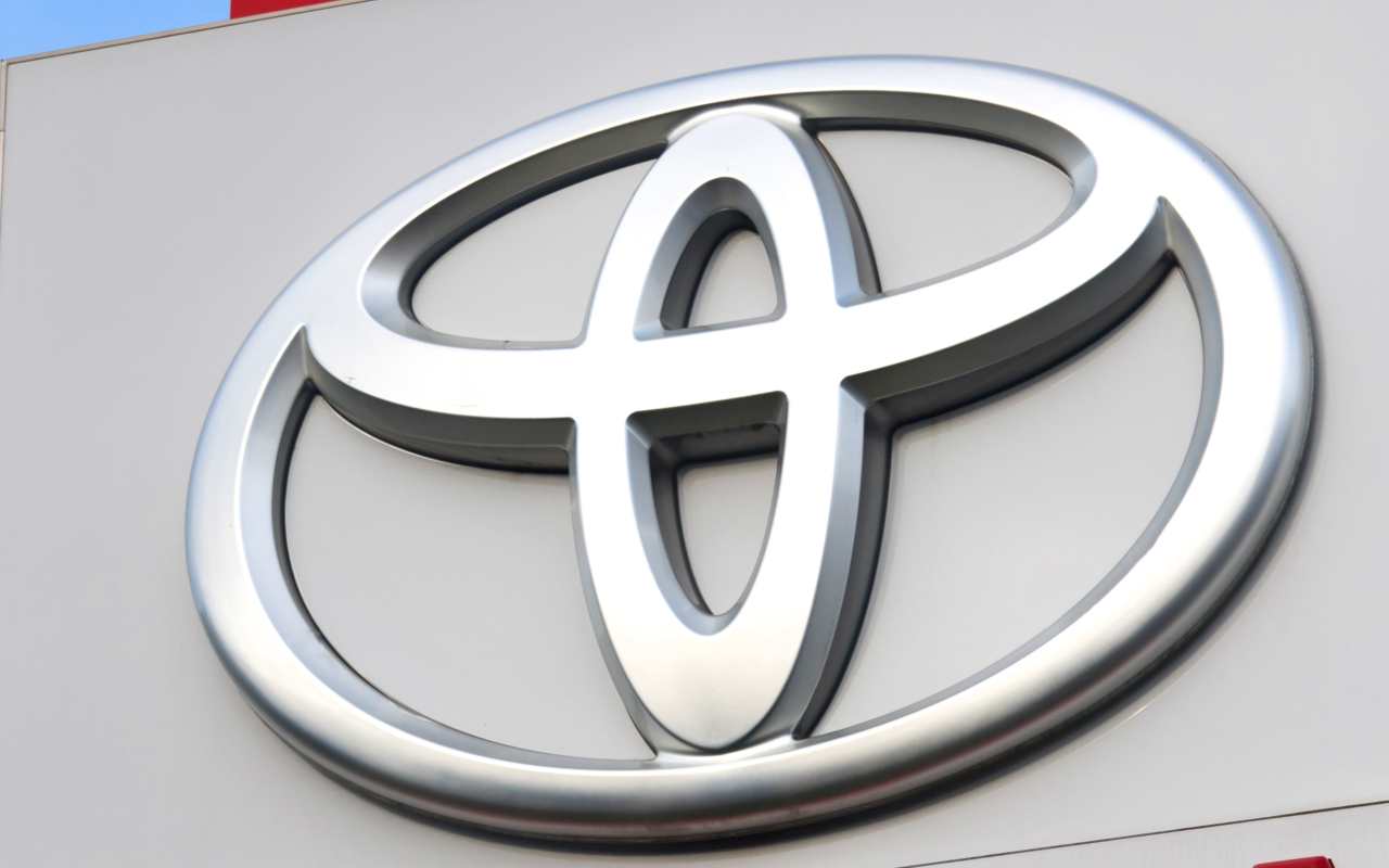 Toyota logo (Adobe)