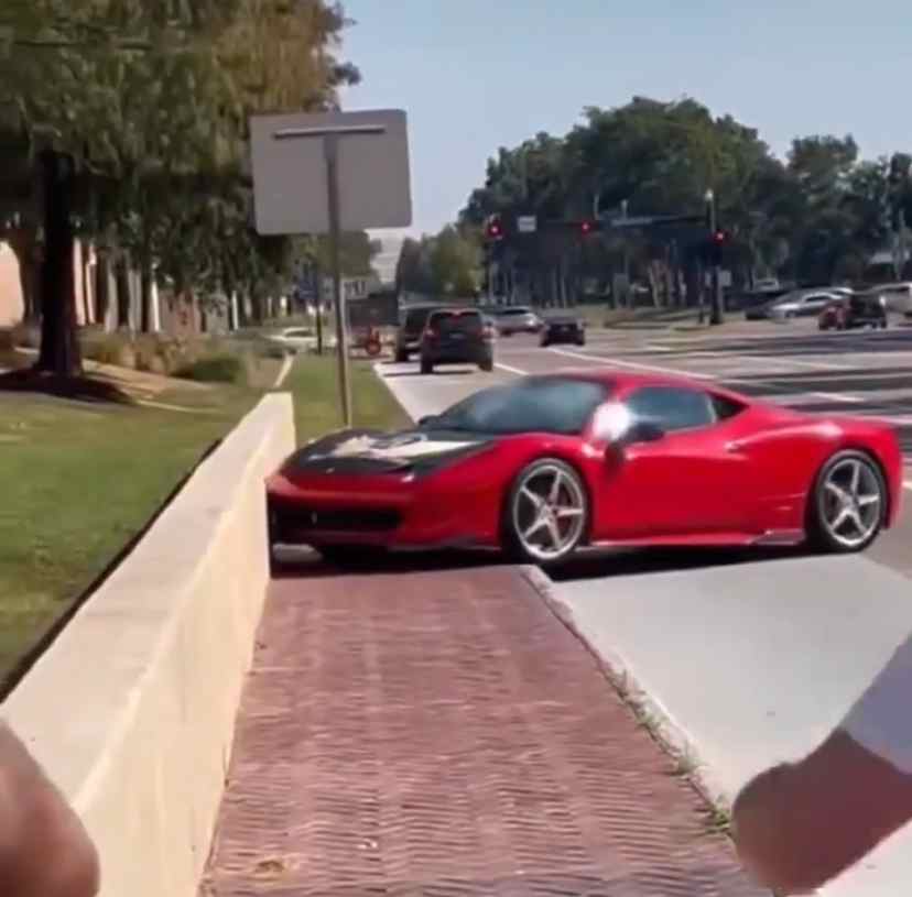 Ferrari 458 Incidente (Instagram3)