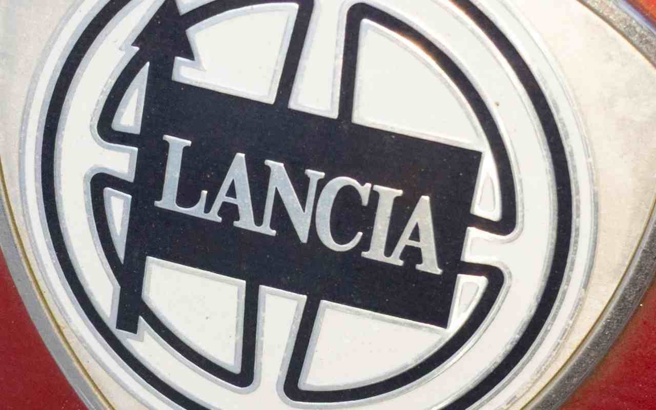 Logo Lancia (Adobe)
