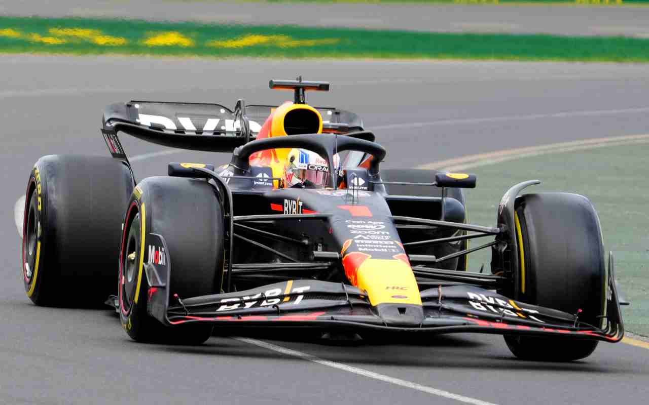 Red Bull RB19 con Verstappen a Melbourne (LaPresse)