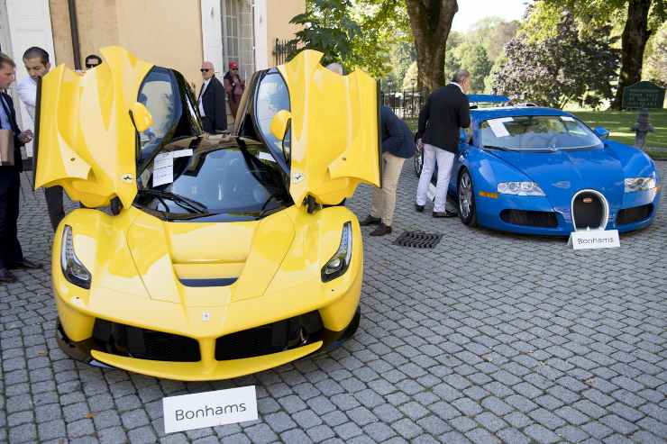 Ferrari LaFerrari e la causa