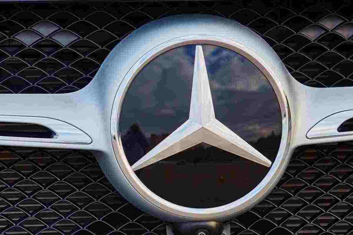 Mercedes ed una supercar segreta