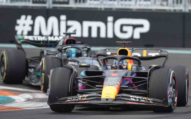 Red Bull RB19 (LaPresse) 