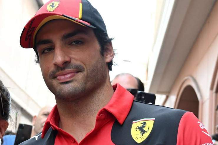 Sainz furioso con la Ferrari