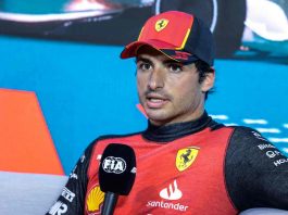 Sainz cambia tutto, annuncio ufficiale sui social: i fan sono in visibilio
