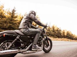 Impresa su una moto