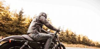Impresa su una moto