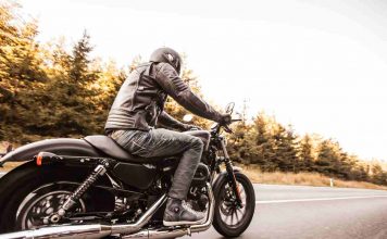 Impresa su una moto