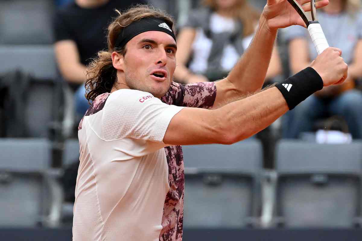 Stefanos Tsitsipas si arricchisce il suo garage