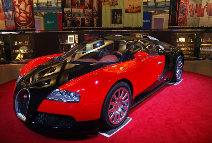 Il costo assurdo della manutenzione di una Bugatti Veyron