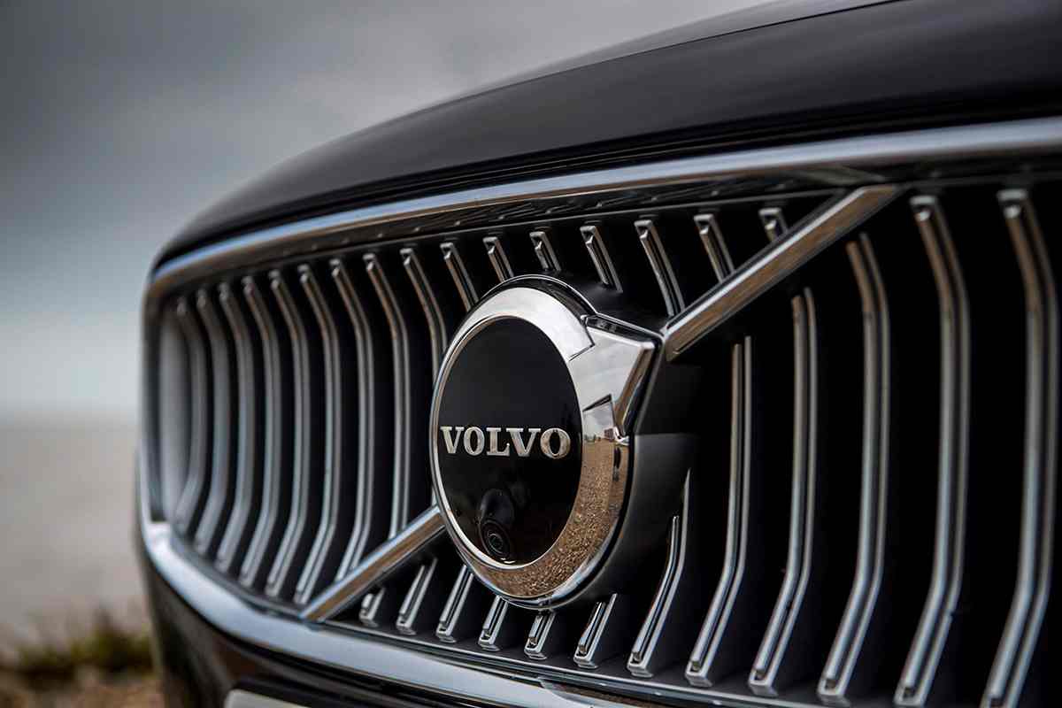 Volvo futuro elettrico