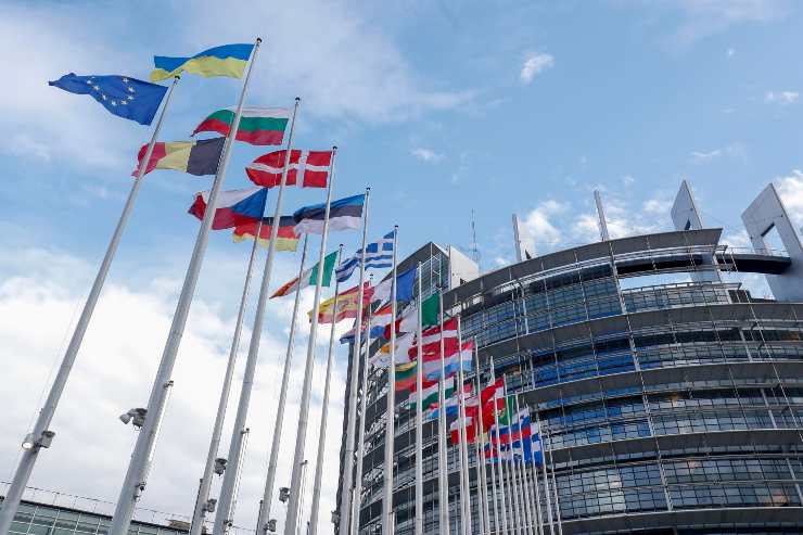 Parlamento Europeo, intervento sulle auto elettriche