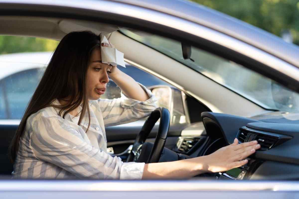 Caldo in Auto consigli utili su come agire