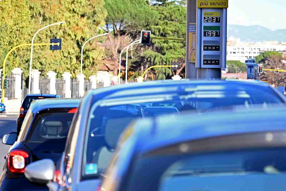 Caro Carburanti prezzo Agosto