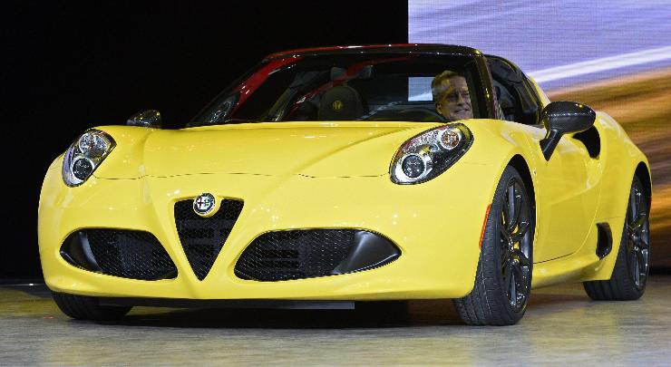 Alfa Romeo Spider nuova supercar