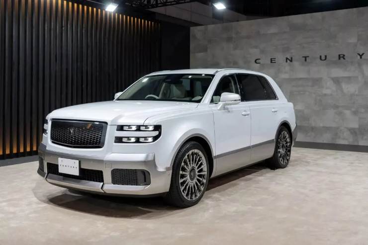 Toyota Century caratteristiche modello
