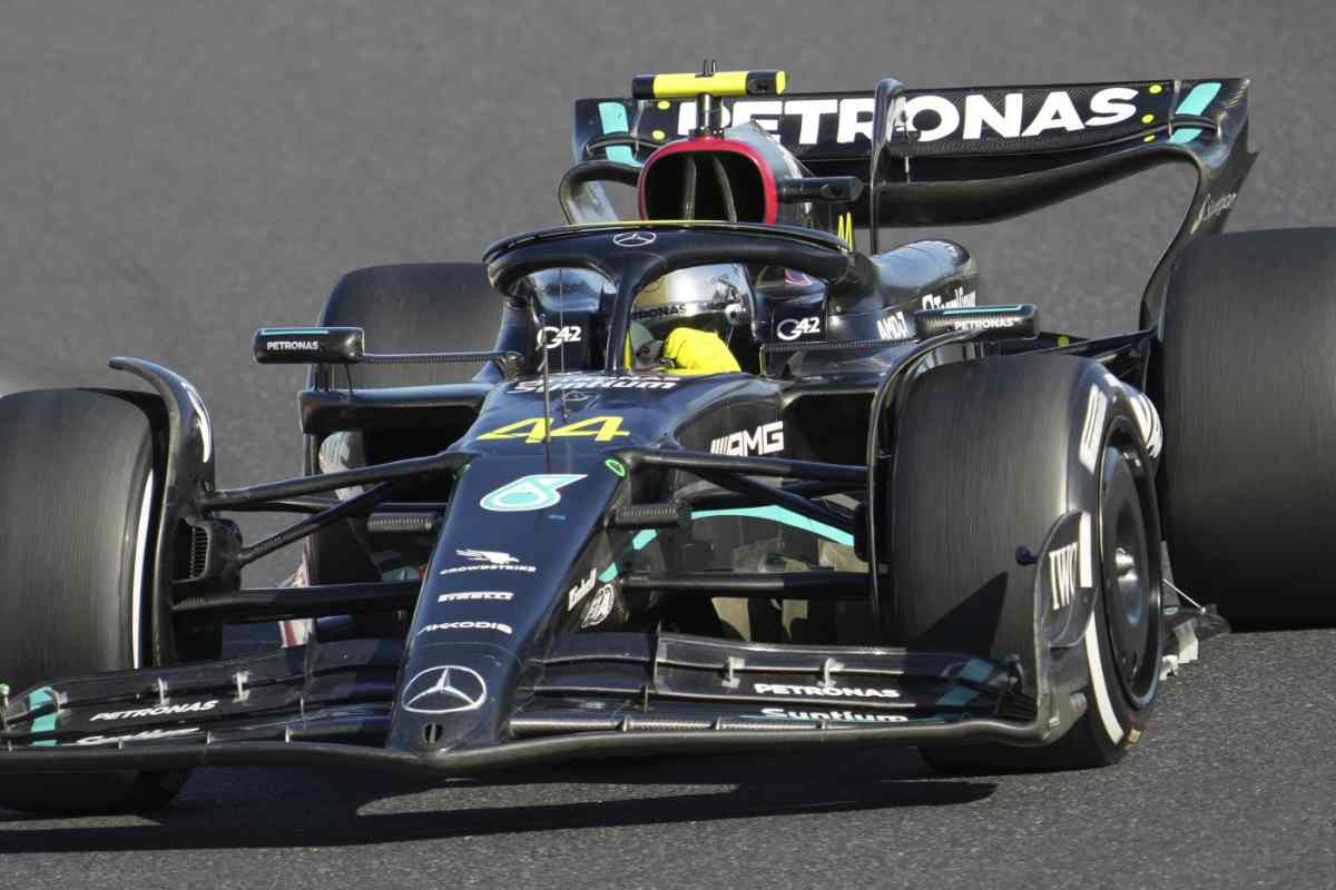 Lewis Hamilton crisi Mercedes