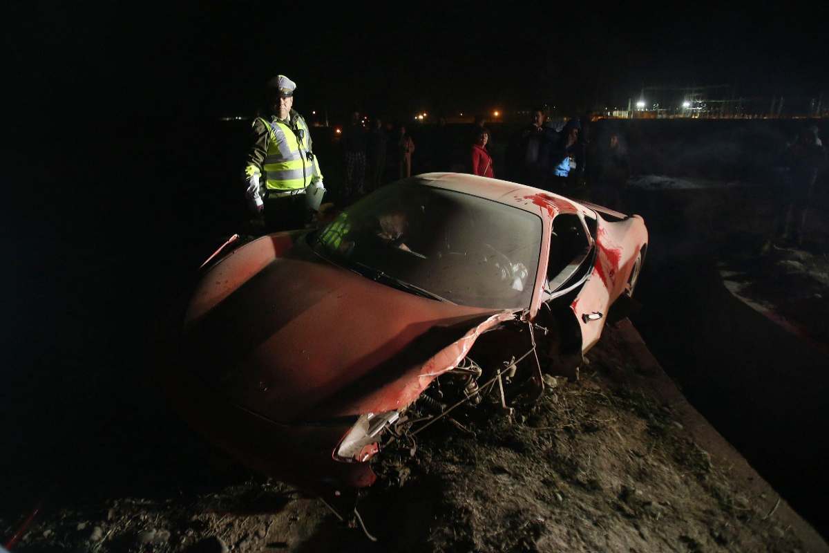 Incidente Supercar frenata curva