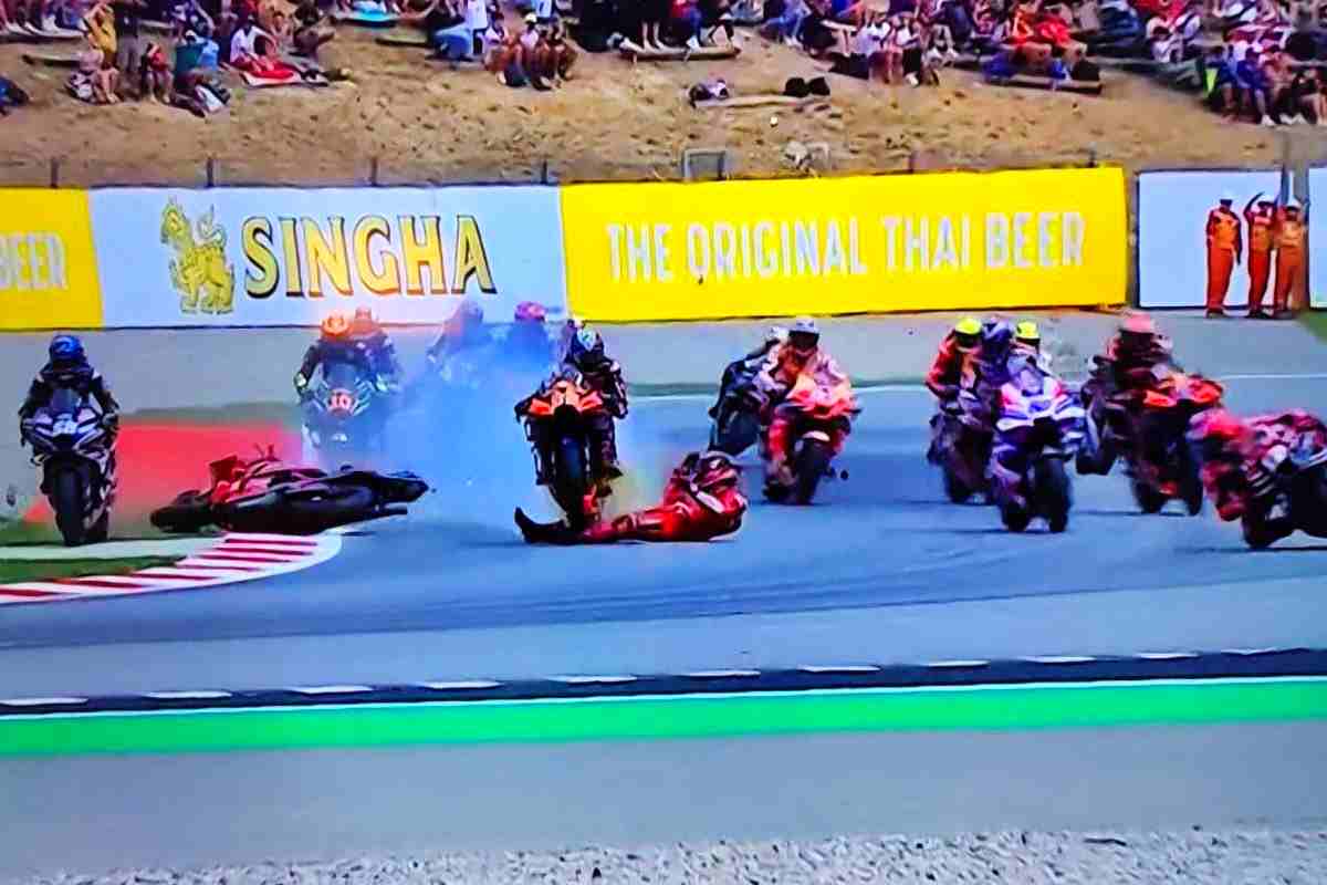 Incidente terrificante in MotoGP