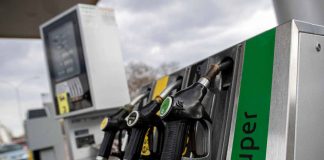 controlli alle pompe di benzina