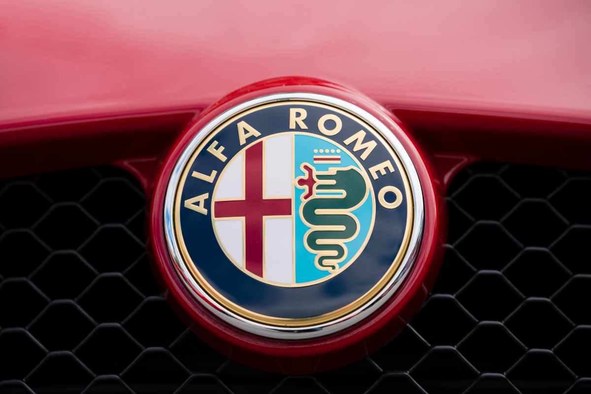 Alfa Romeo ritorno Auto leggendaria