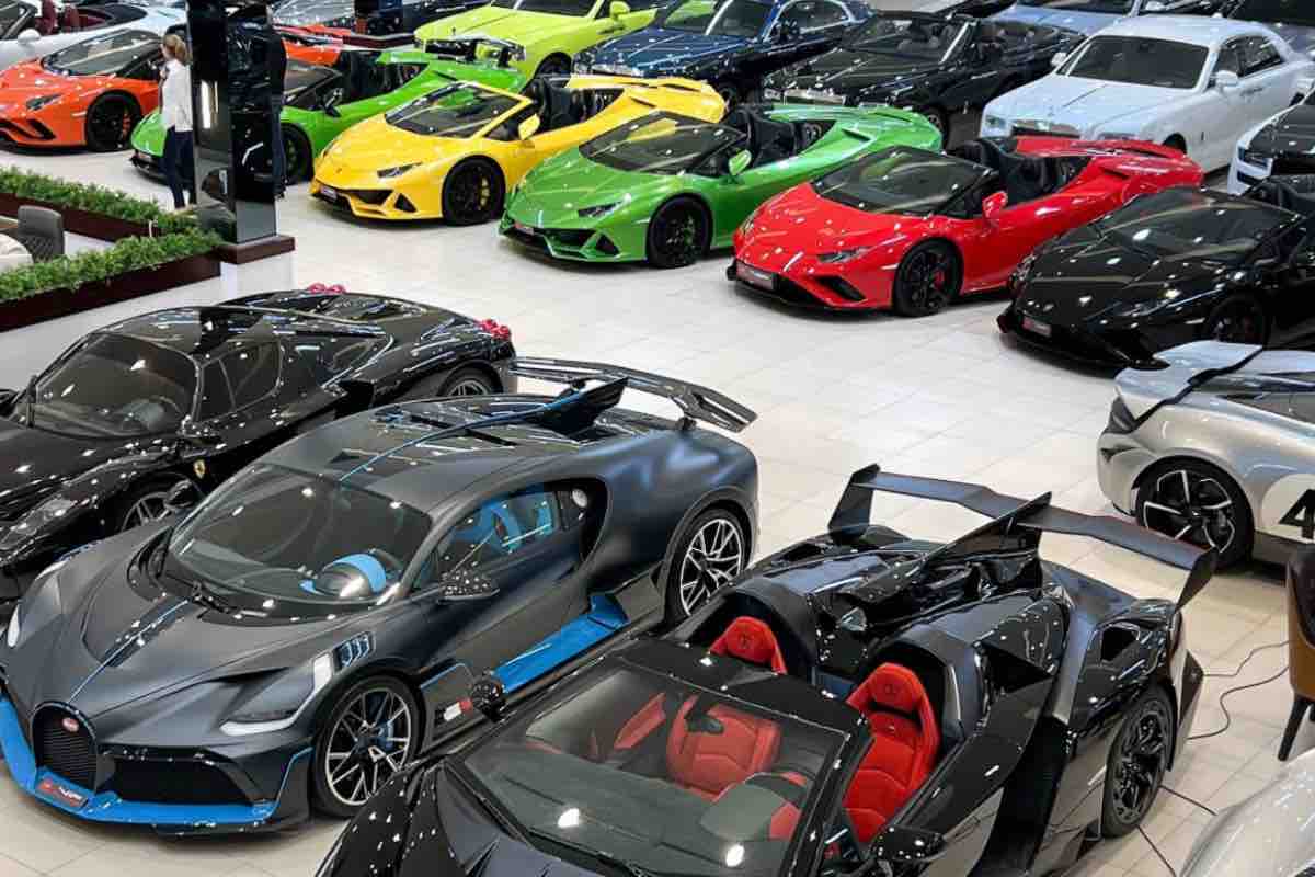 Supercar asta offerte prezzi stracciati