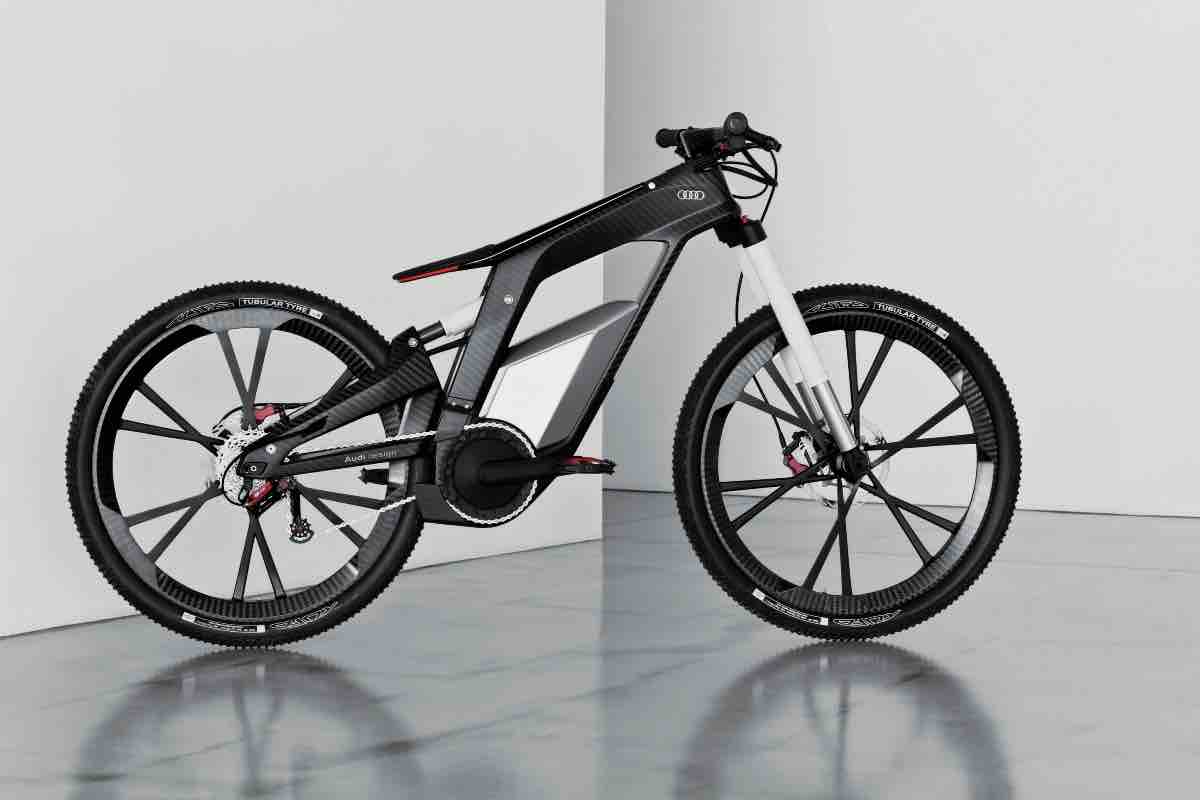 Bicicletta Audi elettrica 