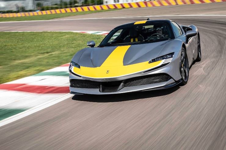 Recall da Ferrari SF90 nos Estados Unidos da América