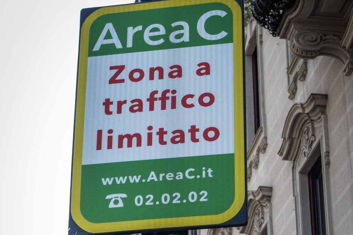 prezzo aumento biglietto mezzi pubblici