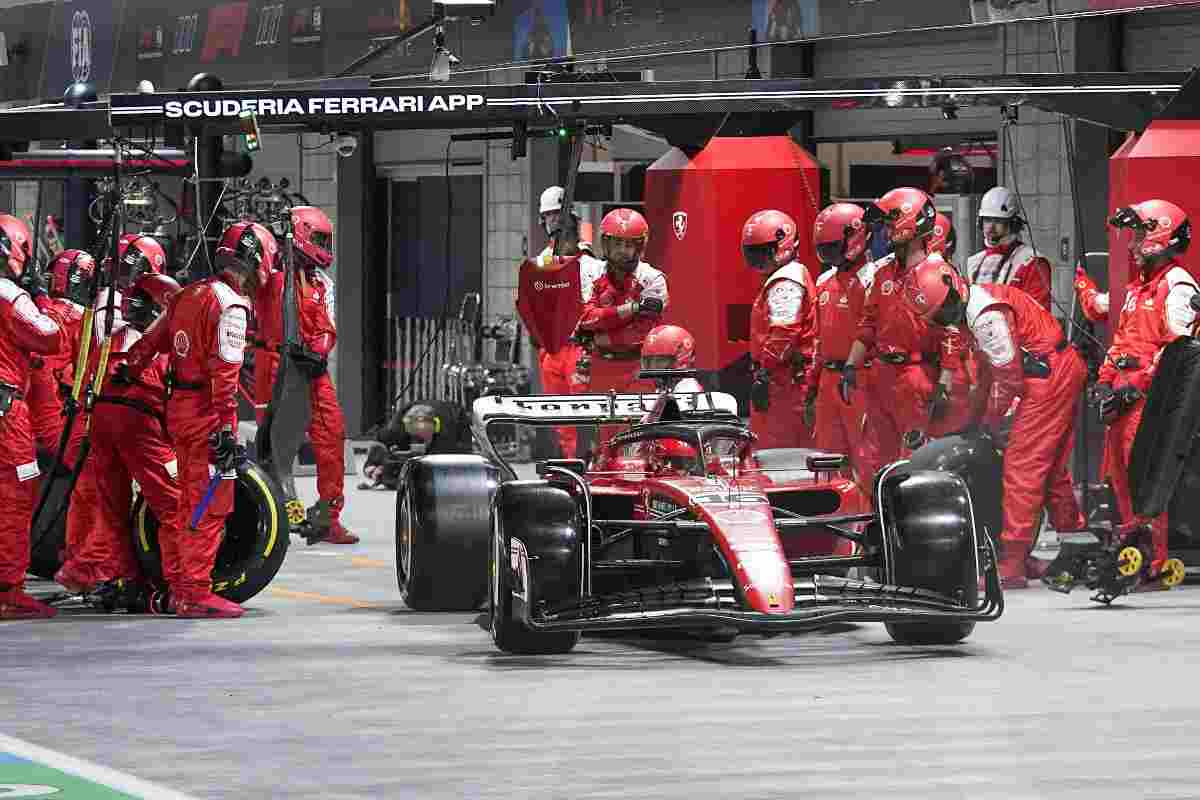 ferrari mercedes lotta secondo posto