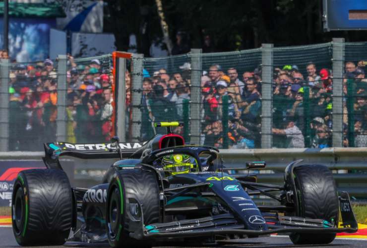 Lewis Hamilton Formula 1 sotto shock