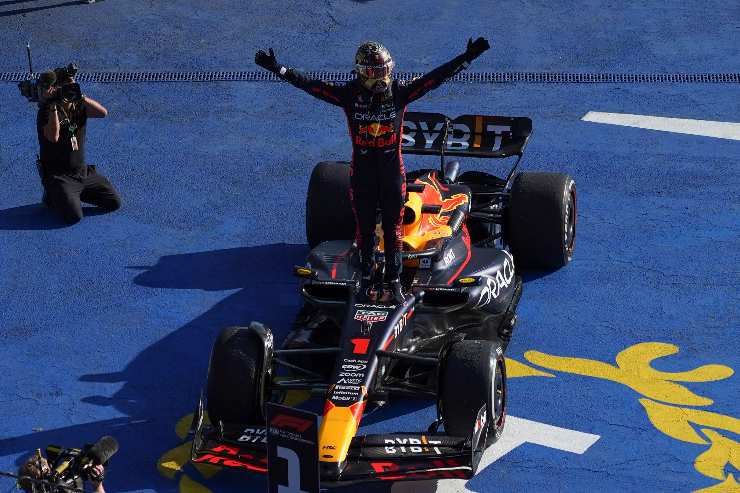 Max Verstappen Prost lo applaude