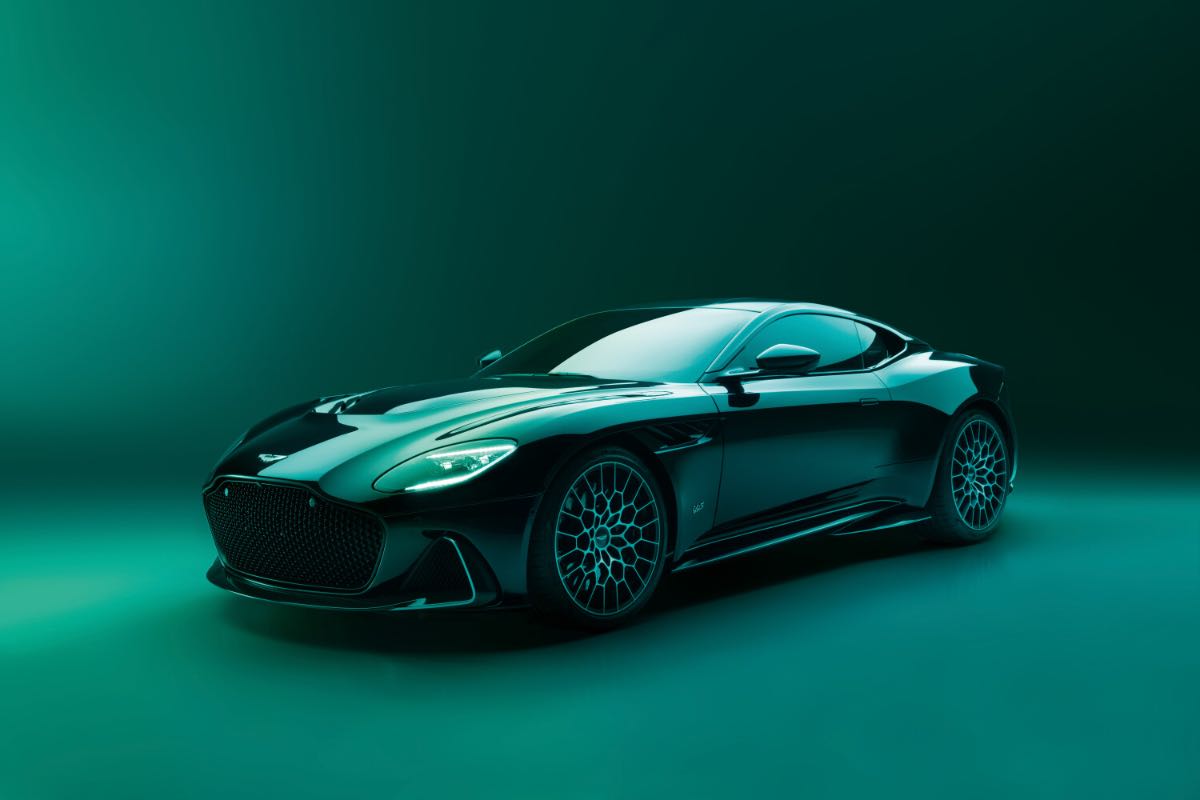 Aston Martin DBS fuori produzione