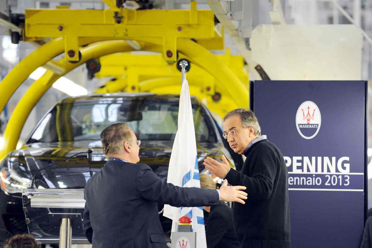Sergio Marchionne nella fabbrica Maserati di Grugliasco: è finita un'epoca