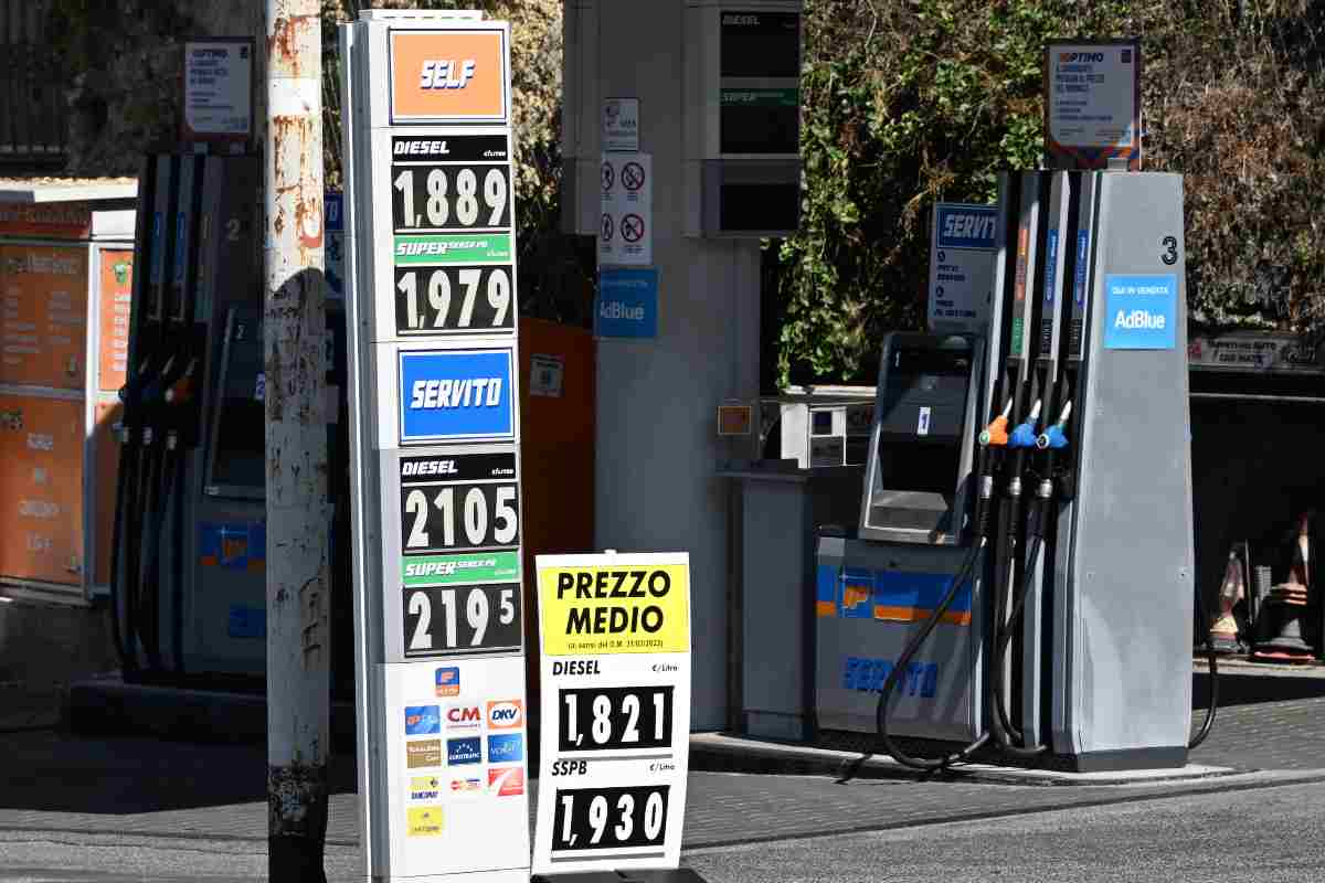 prezzo benzina tar