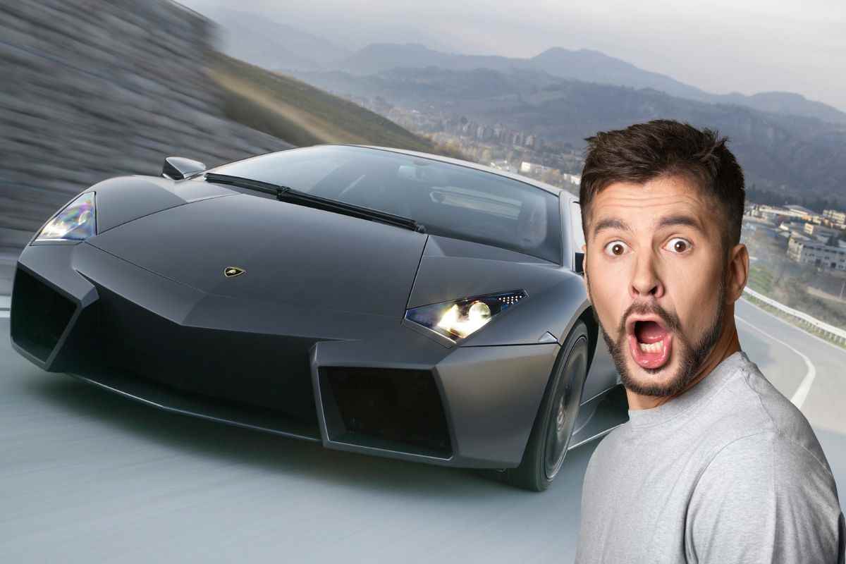 Lamborghini Reventon Tesla Model 2 utilitaria prezzo