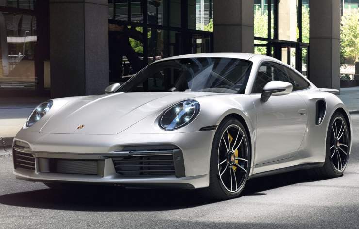 Porsche 911 Turbo S auto Michelle Hunziker