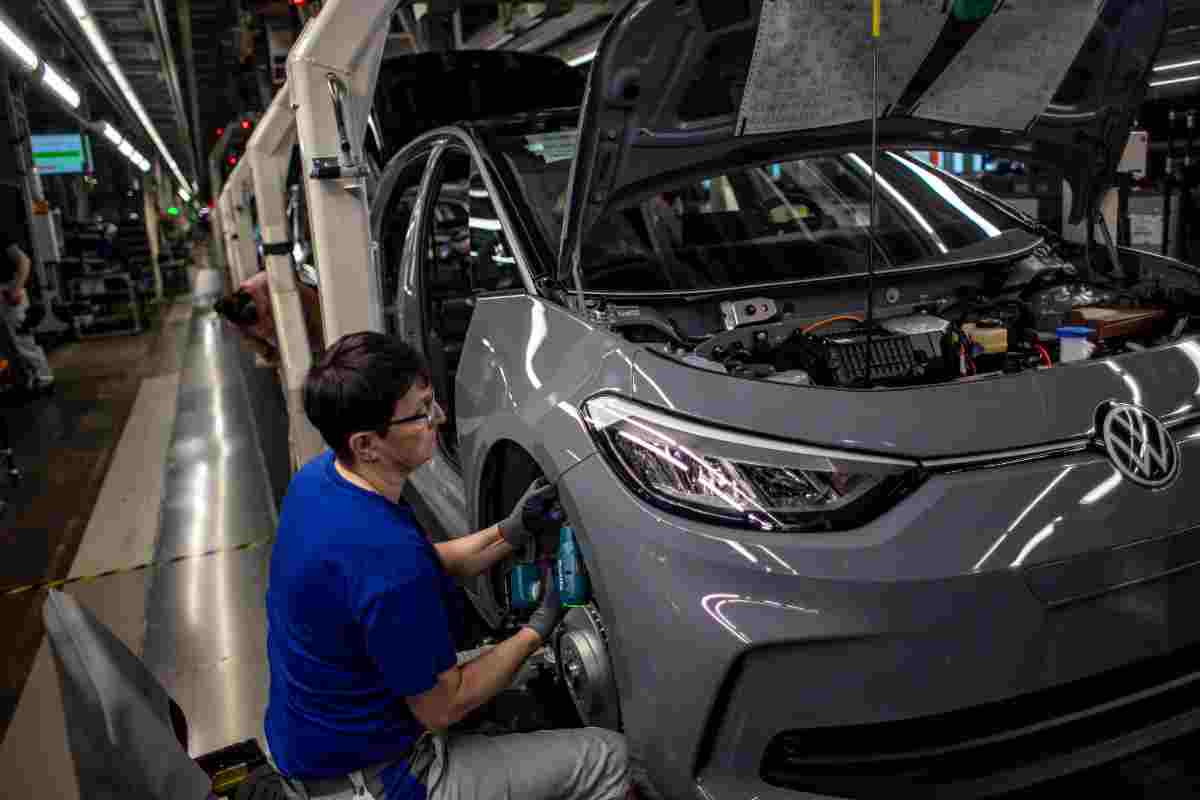 Volkswagen stop produzione Auto Elettriche Zwickau