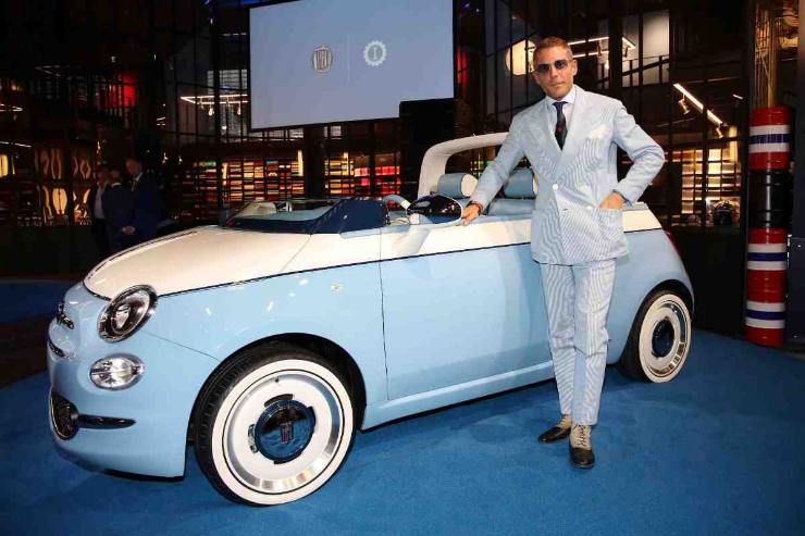 Elkann quanto denaro