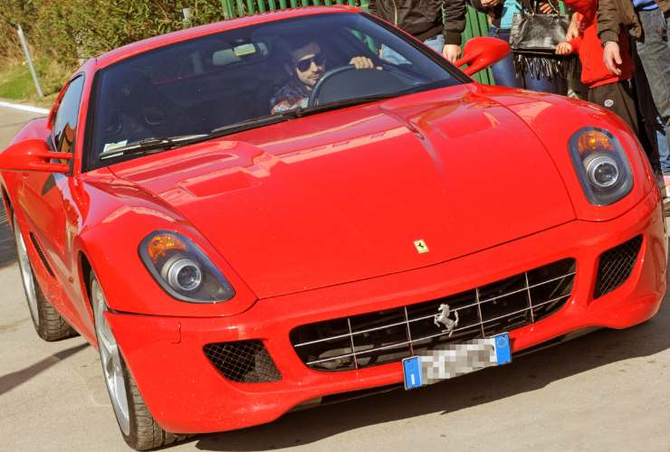 pocho lavezzi auto ferrari