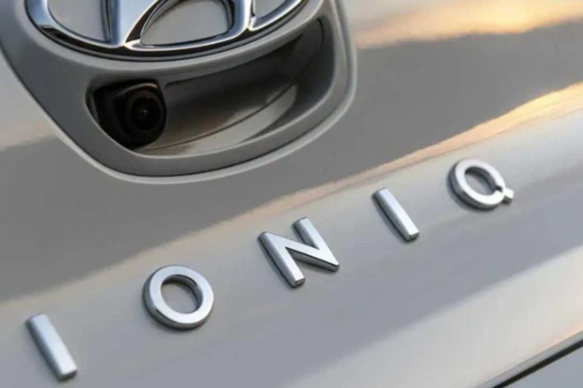 nuova hyundai ioniq low cost