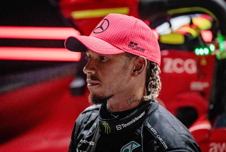 Formula 1 Lewis Hamilton abbandona premiazione fia