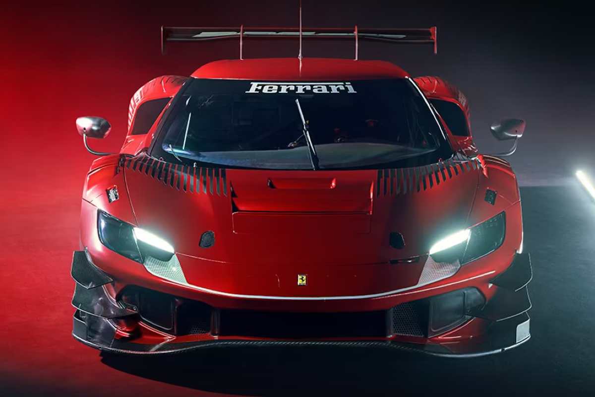 Amalgam realizza un modellino della Ferrari 296 GT3 che costa come una Fiat 500