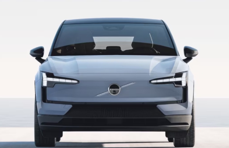 Volvo addio emissioni CO2 2030 elettrico