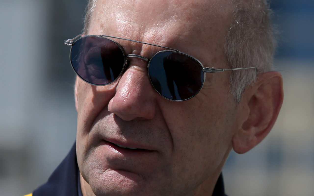 Adrian Newey via dalla Red Bull